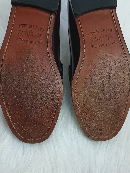 G.H. Bass Larson Weejuns (Style BAZW002)  Size 9.5 D Wine/burgundy leather main image 4